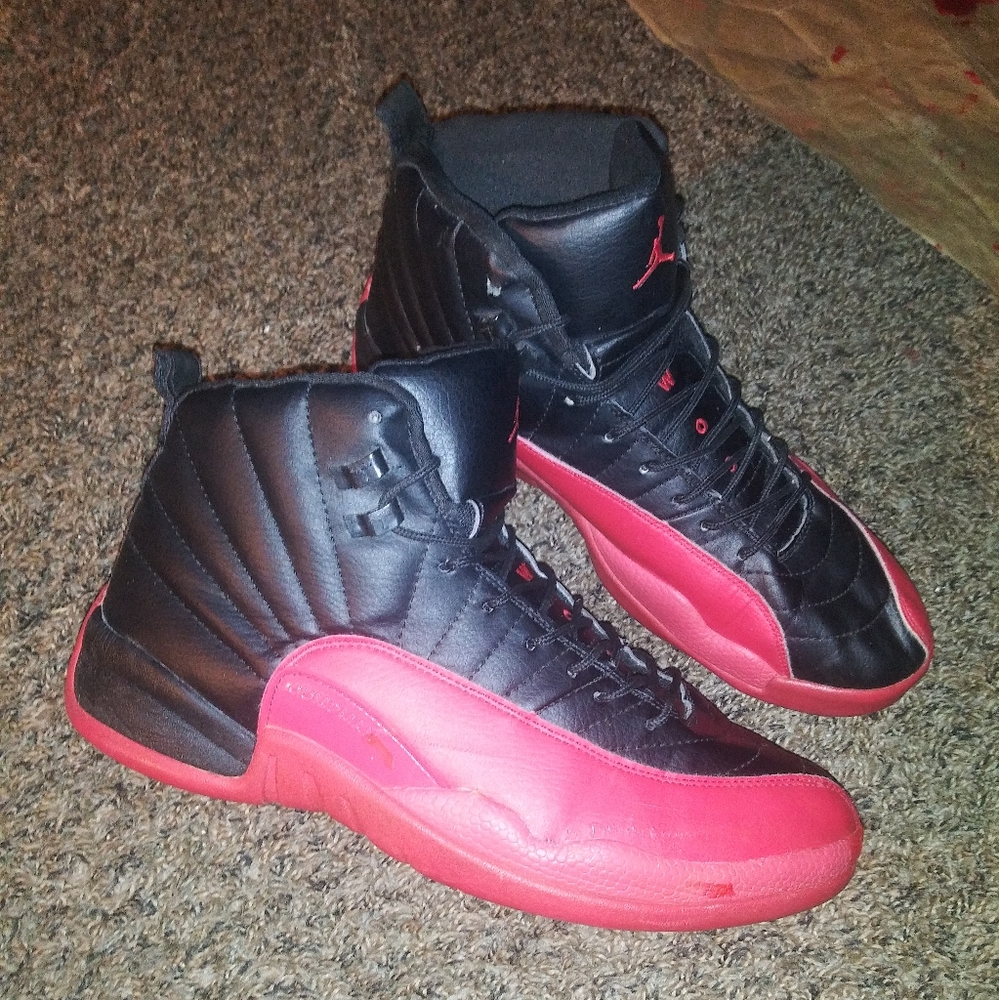 Air Jordan 12- Red/Black- 130690 061- size 12 male